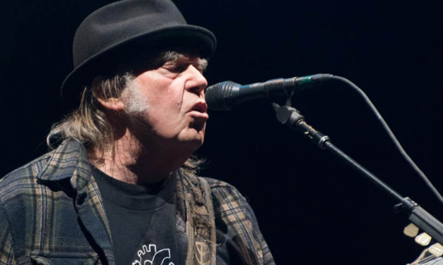 Honesty over cannabis use costs Neil Young in his application for U.S. citizenship.